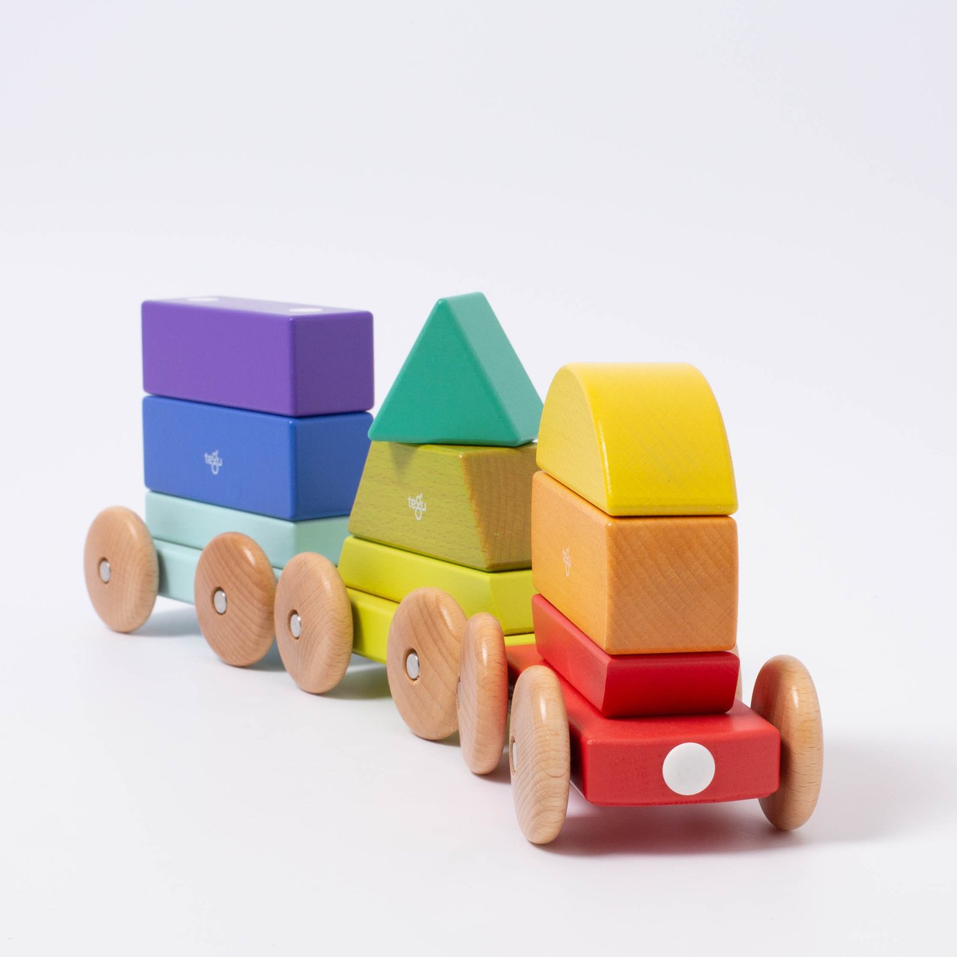 Magnetic Shape Train