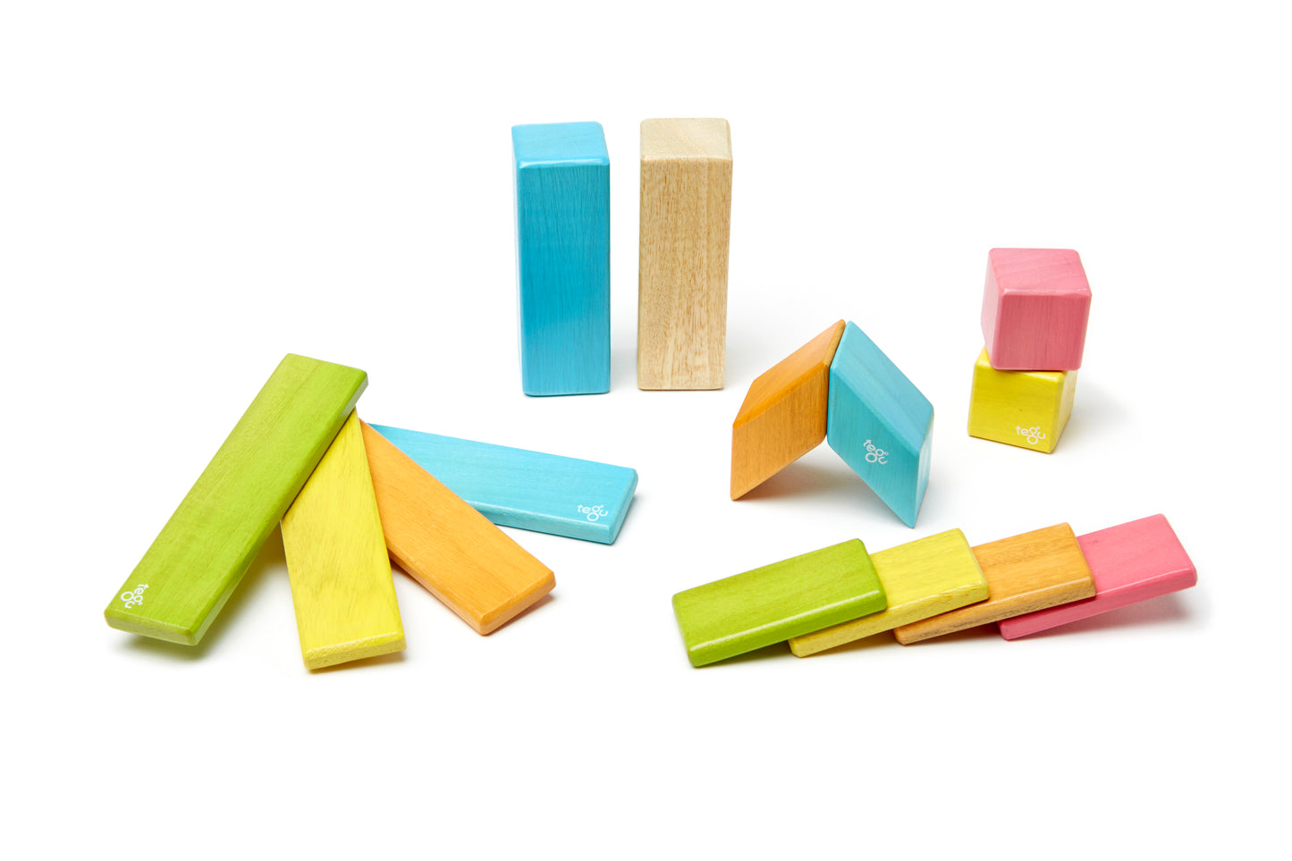 Magnetic Wooden Blocks-  14 piezas